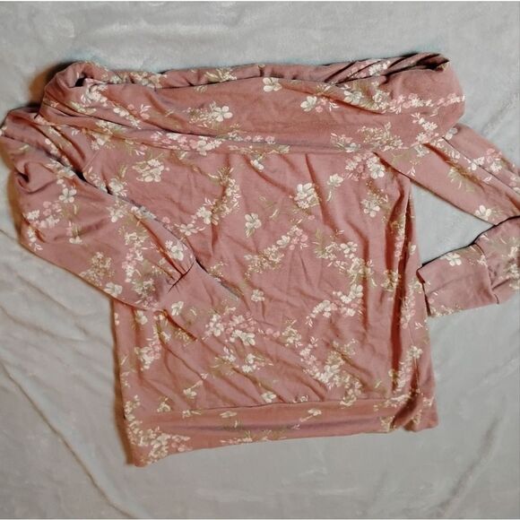 M Shirt Duo USED - Picture 6 of 9